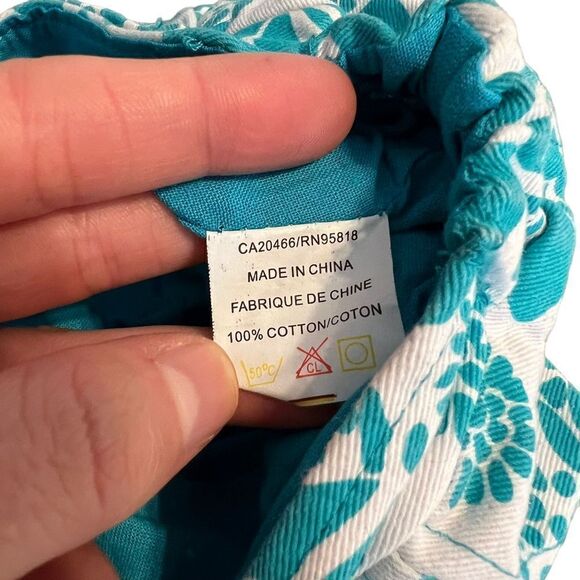 3 for $30! Unbranded floral base ball hat - Picture 4 of 4